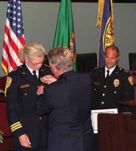 Atwood receives Everett Police chief badge